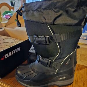 Women's Baffin Impact Winter Boots - Size 8